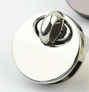 Polishing of hardware accessories