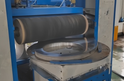 Large diameter metal polishing machine