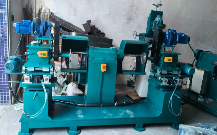 Dual-Station Automatic Cookware Outer Wall Polishing Machine Dual-Station Automatic Cookware Outer Wall Polishing Machine