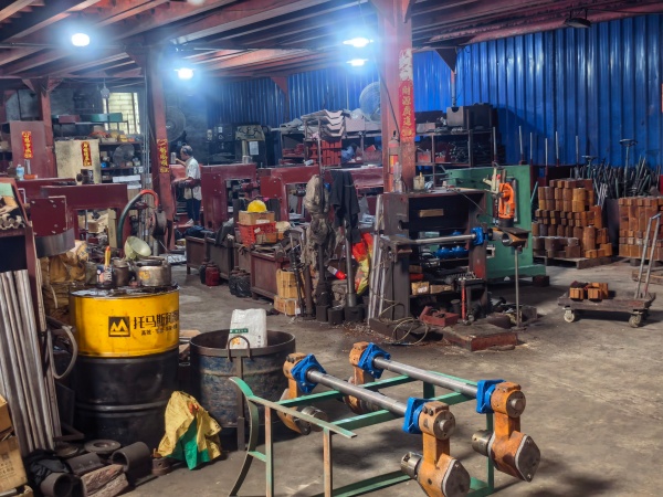 Yiliang Equipment 1